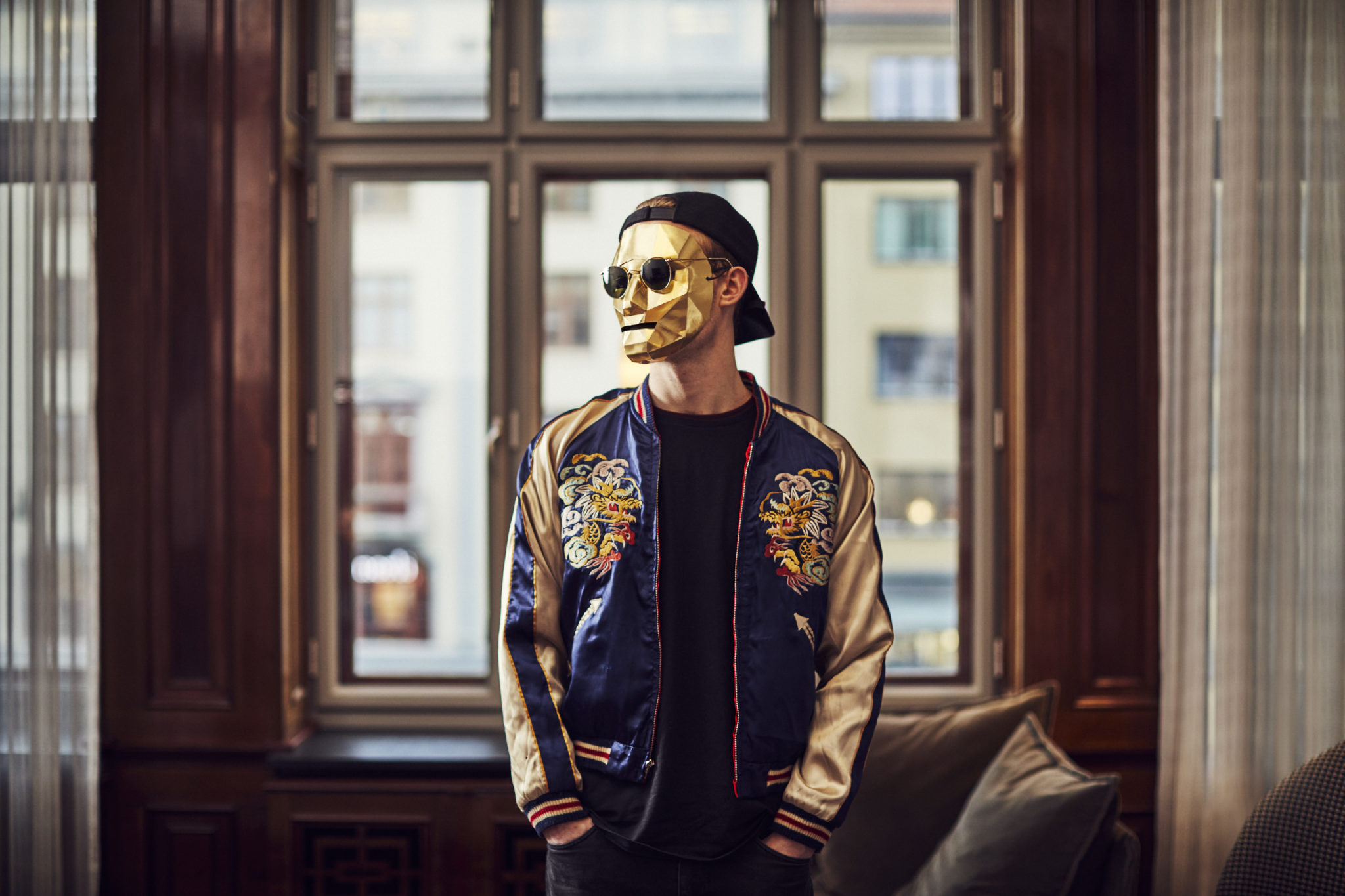 Satin Jackets — Paperclip management